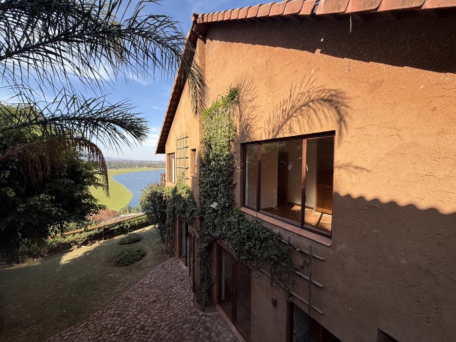 4 Bedroom Property for Sale in Kosmos North West